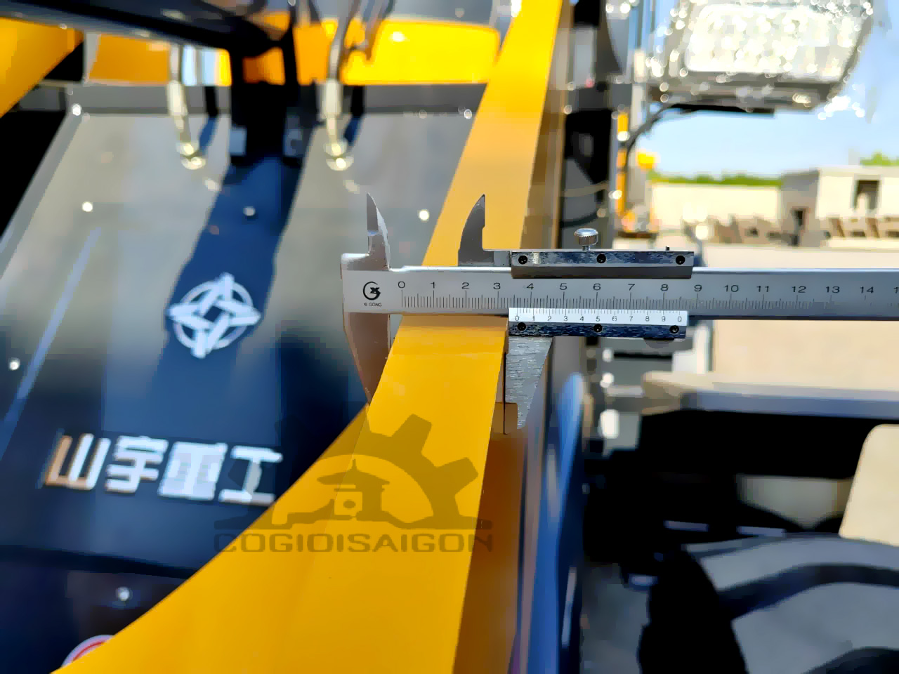 Máy Xúc Lật SYZG T946: Gầu 1.6 m³