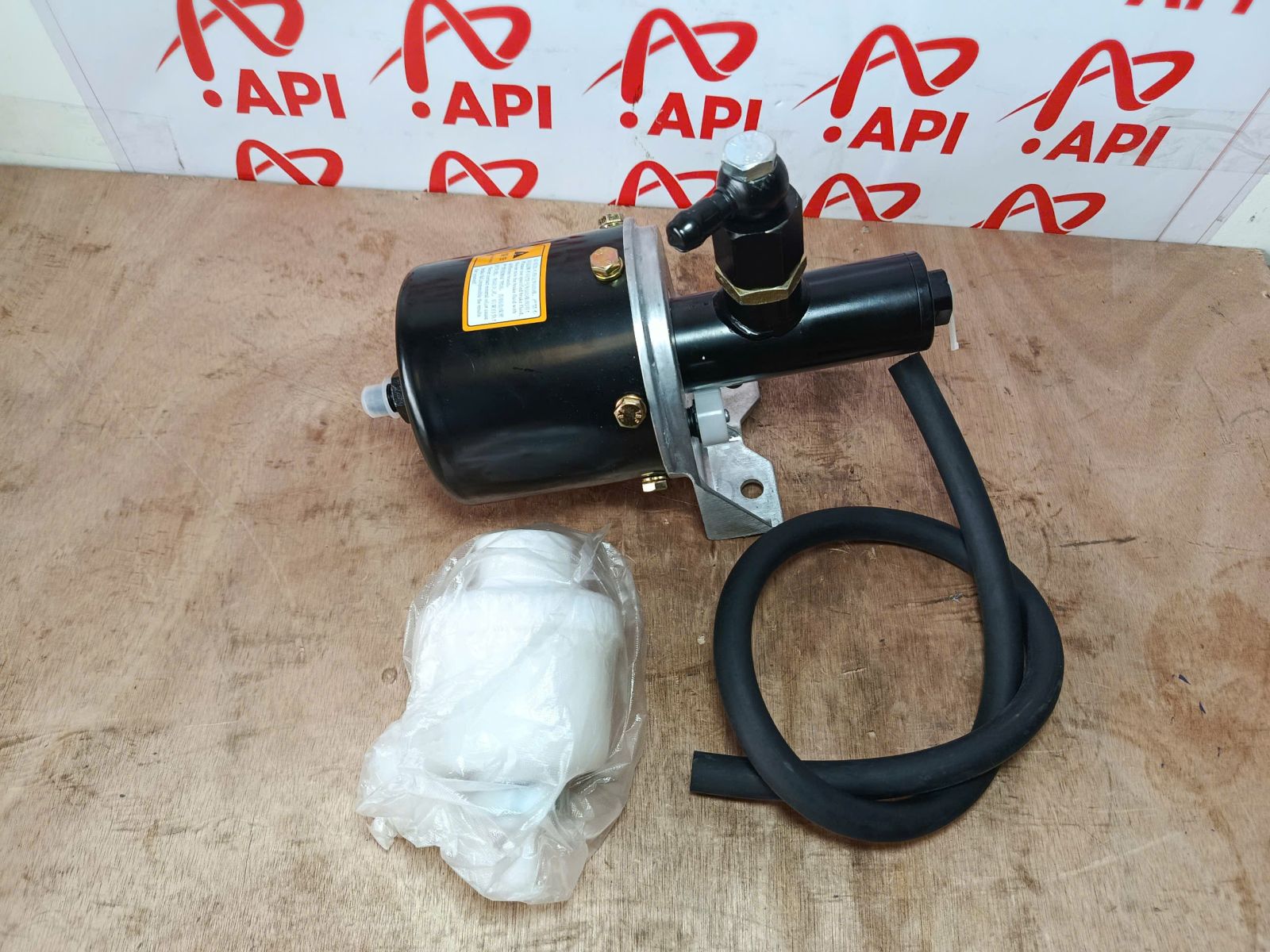 Tổng phanh xe xúc lonking LG833N