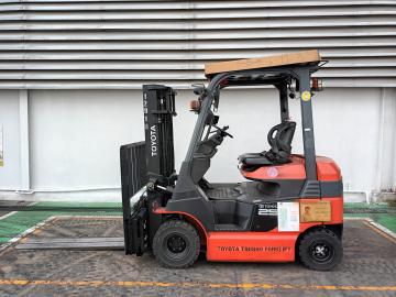 Xe nâng điện Toyota 2.5 tấn 8FB25