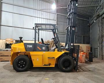 Xe Nâng Dầu Liugong 7 Tấn - CLG2070H